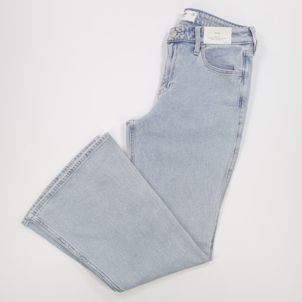 Hollister Women's Heart Embroidered High Rise Denim Flare Jeans‎ Light Blue 12s